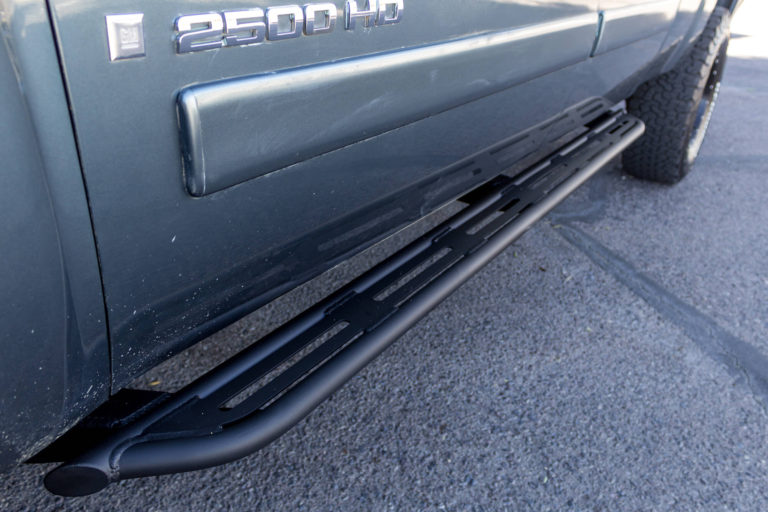 Chevy Silverado 1500/2500 ADD Lite side steps in Hammer Black